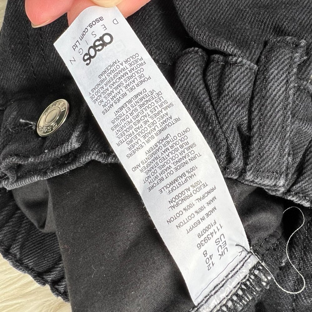 ASOS‎ Designs High Rise Denim Shorts - Picture 5 of 6